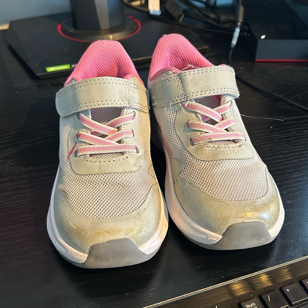 Velcro Memory Foam Girl Shoes